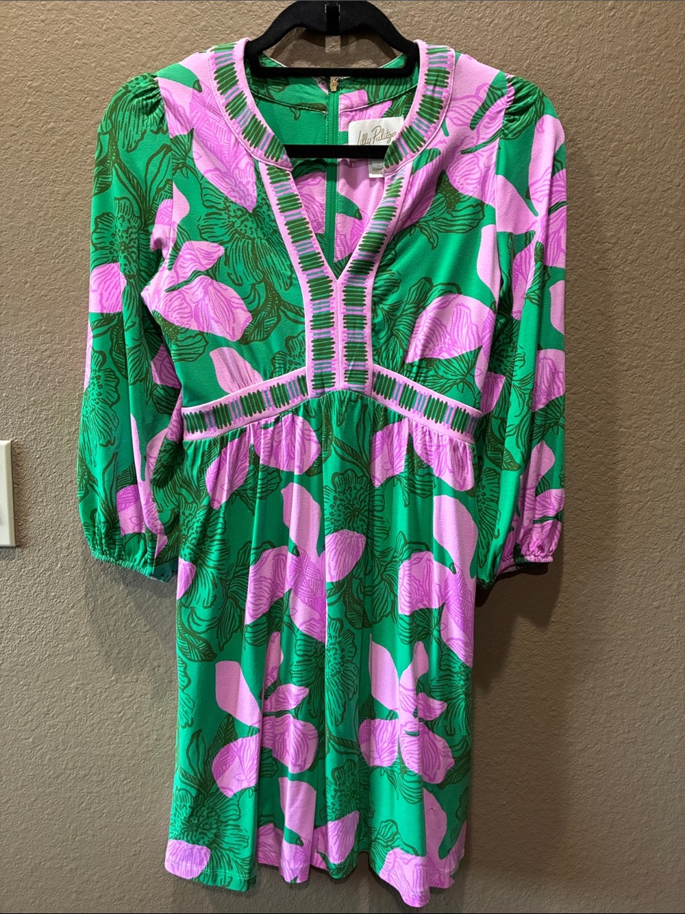 Lilly Pulitzer Vibrant Green & Pink Floral V-Neck Dress with matching shorts
